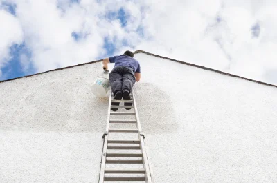 Peinture extérieure à Sommières-du-Clain — façades et ravalement